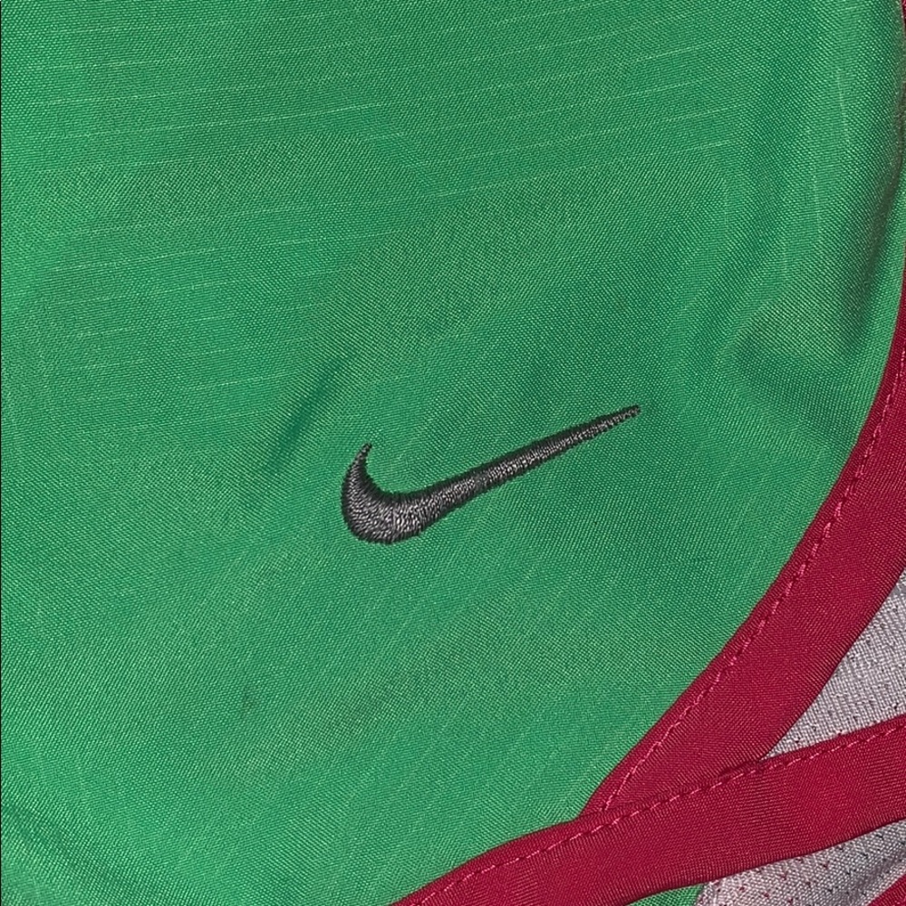 nike shorts - Picture 2 of 2